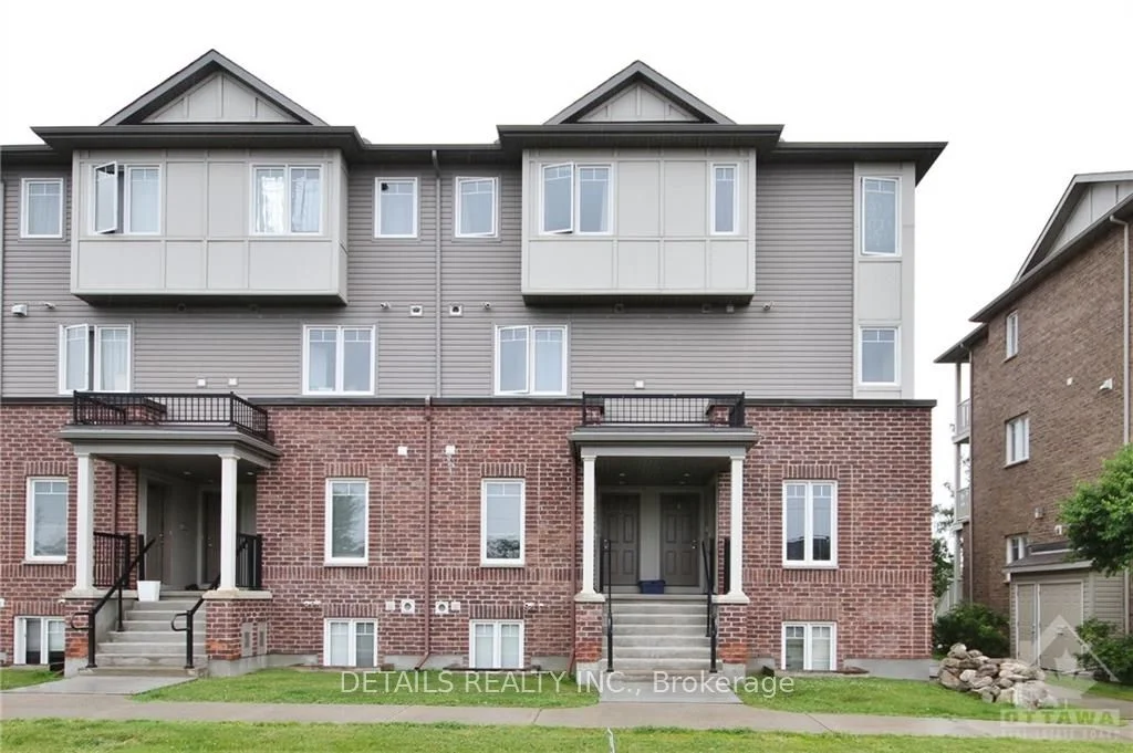 Condo Townhouse in Barrhaven