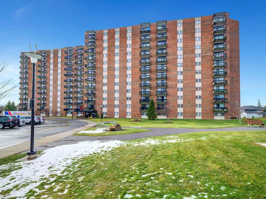 Condo Apartment in Belair Park - Copeland Park and Area
