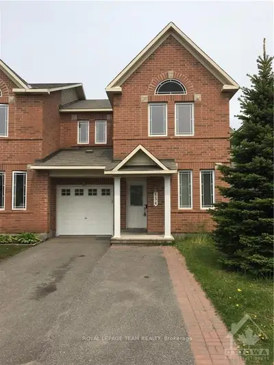 Att/Row/Townhouse in Barrhaven