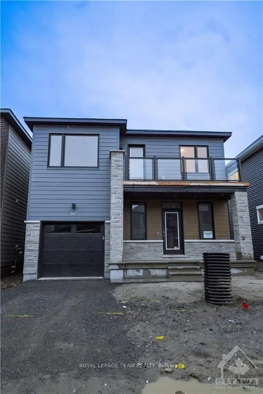 Detached in Barrhaven