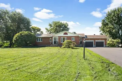 Detached in Orleans - Cumberland and Area