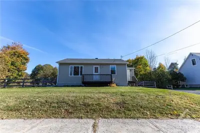 Detached in Greely - Metcalfe - Osgoode - Vernon and Area