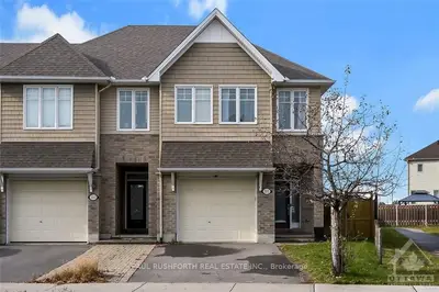 Att/Row/Townhouse in Orleans - Cumberland and Area