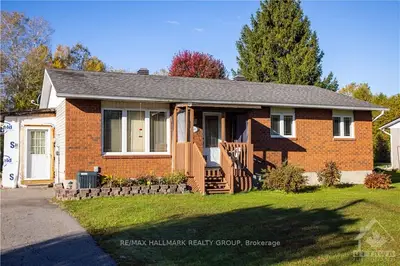 Detached in Greely - Metcalfe - Osgoode - Vernon and Area