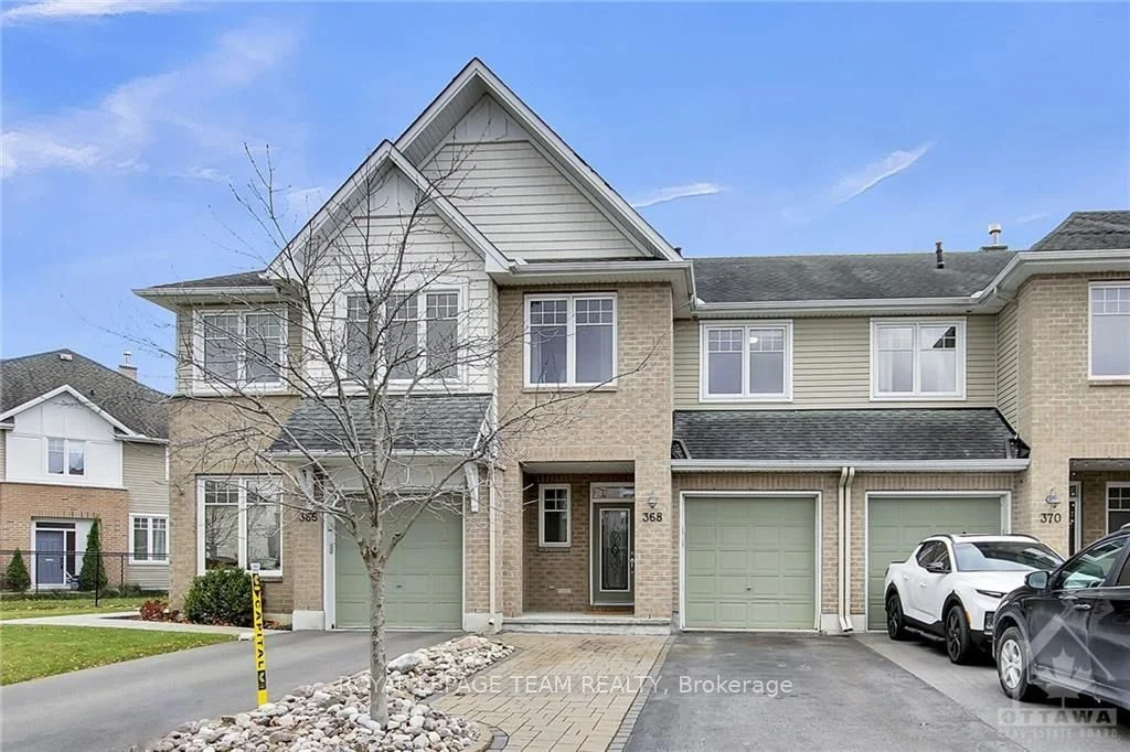Att/Row/Townhouse in Stittsville - Munster - Richmond