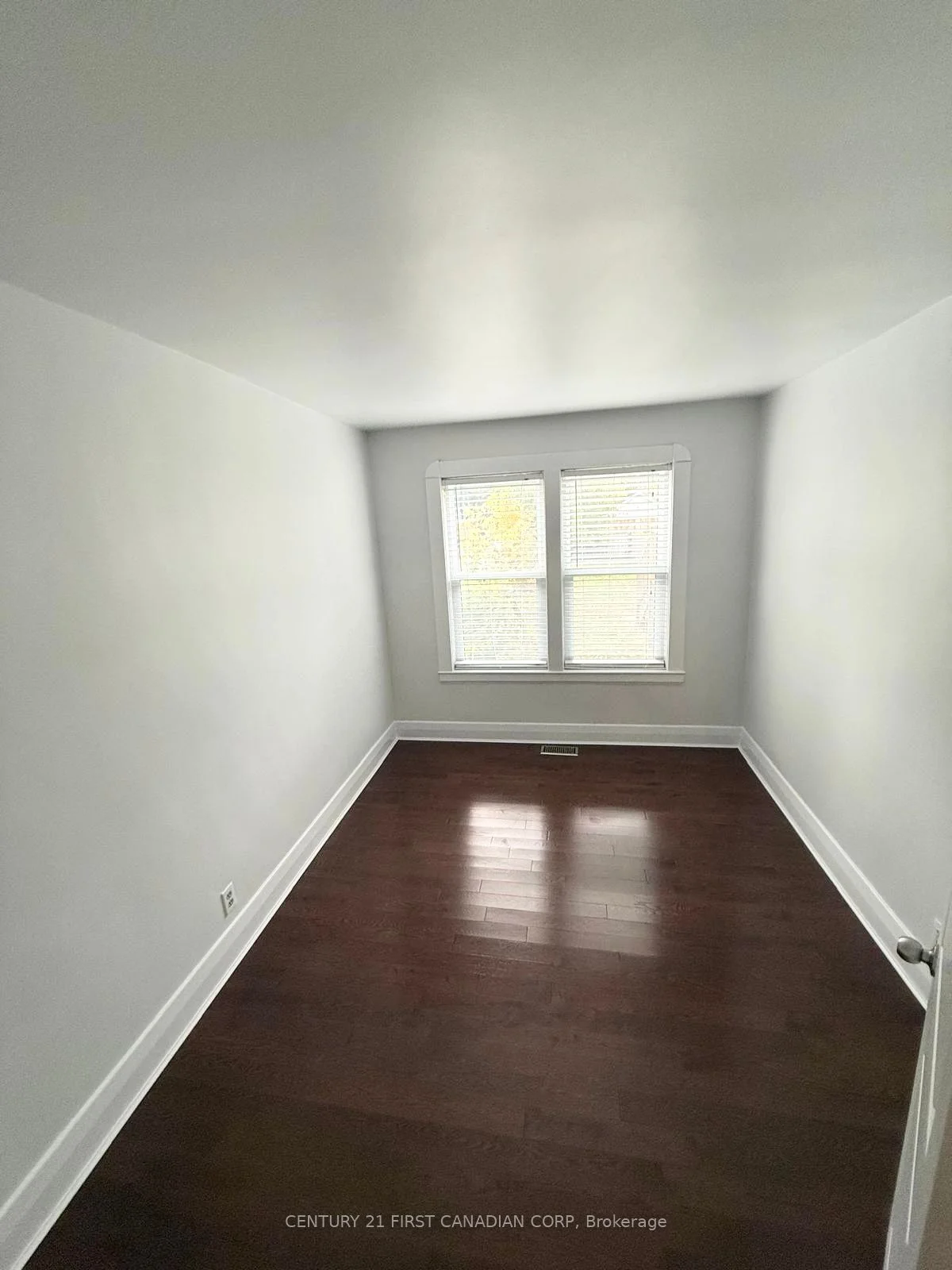 691 Colborne Street Main, London East, ON N6A 3Z4