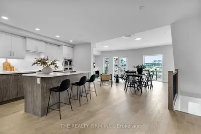2082 Lumen Drive A120, London South, On N6k 0l3