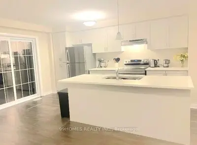 Condo Townhouse in Waterloo