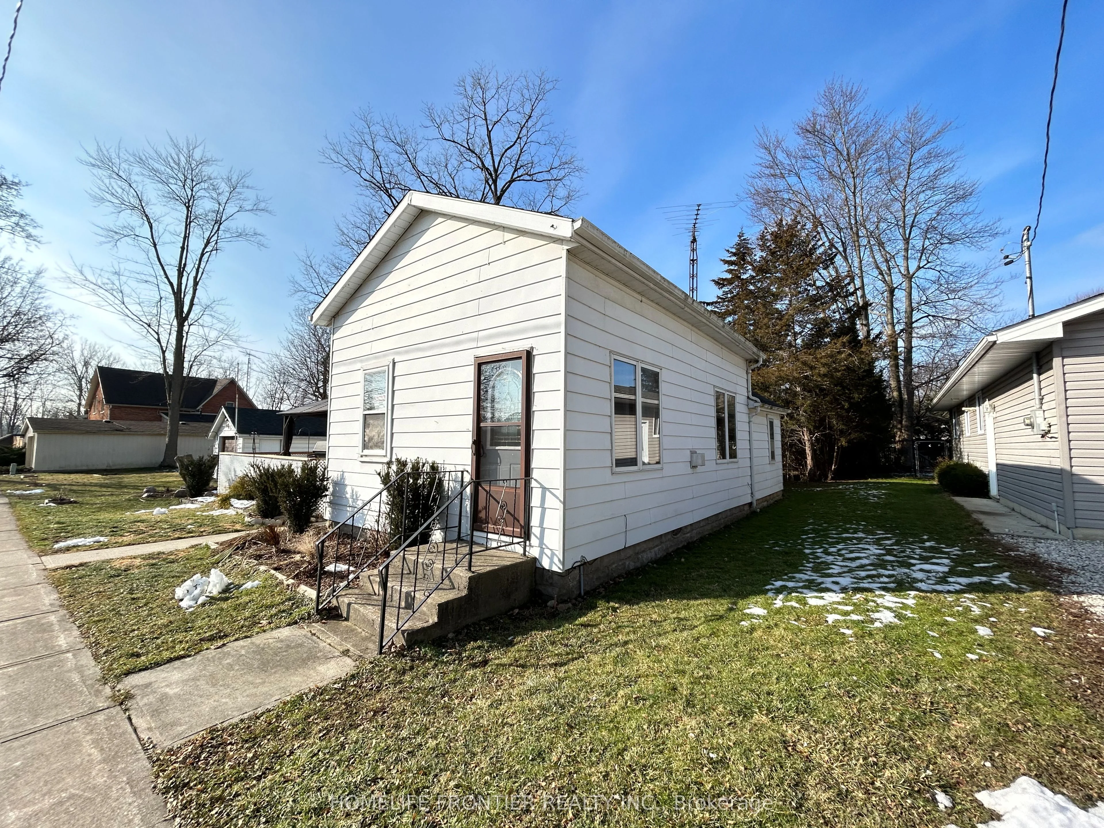 258 William Street, Chatham-kent, On N0p 1m0