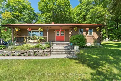 Detached in Marmora and Lake