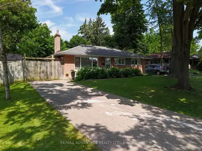 Detached in London South