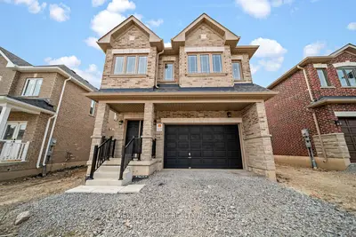 Detached in Thorold