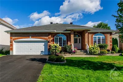 Detached in Stittsville - Munster - Richmond