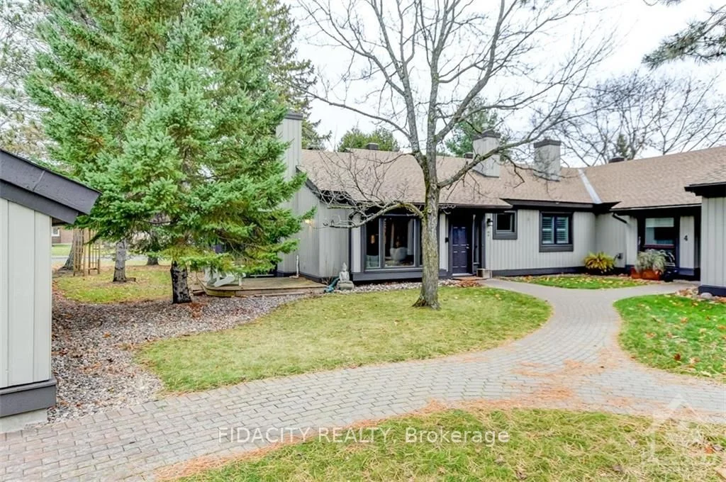 2 KITTANSETT Court, Stittsville - Munster - Richmond, ON K2S 1G7