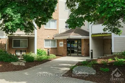 Condo Apartment in Manor Park - Cardinal Glen and Area