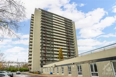 Condo Apartment in Vanier and Kingsview Park