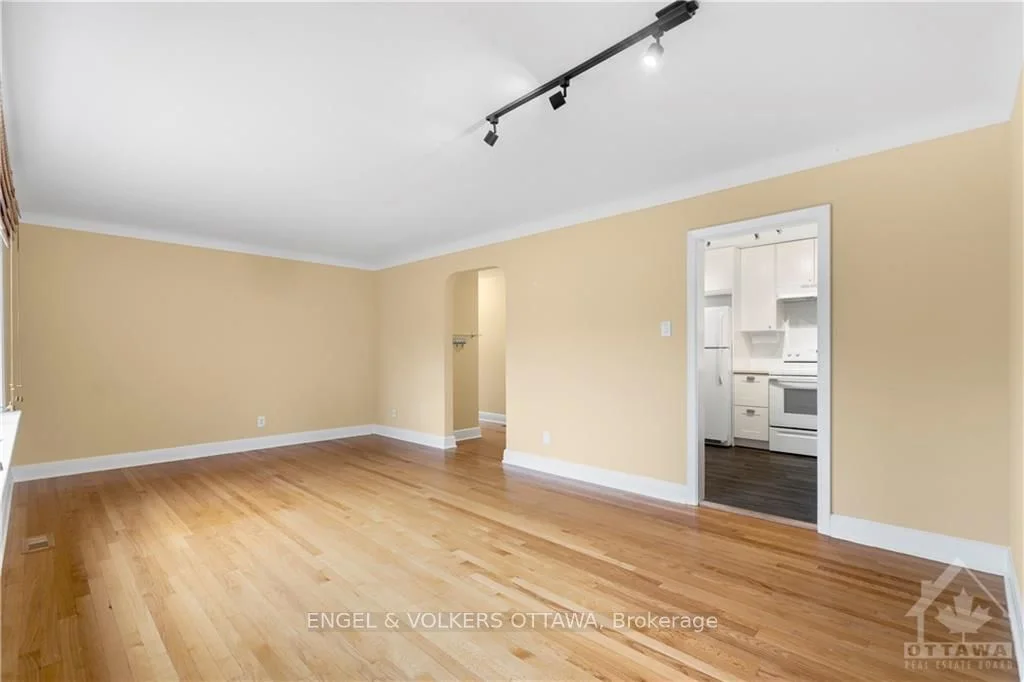 559 HIGHCROFT Avenue 2, Westboro - Hampton Park, ON K1Z 5J6