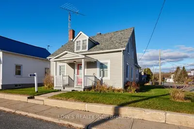 Detached in Hawkesbury