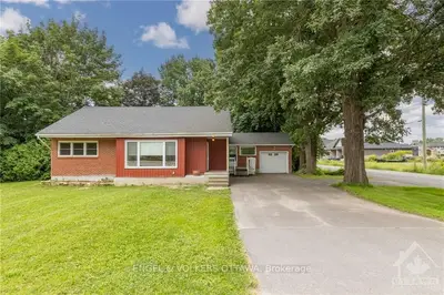 Detached in Stittsville - Munster - Richmond