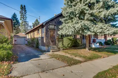 Detached in London East