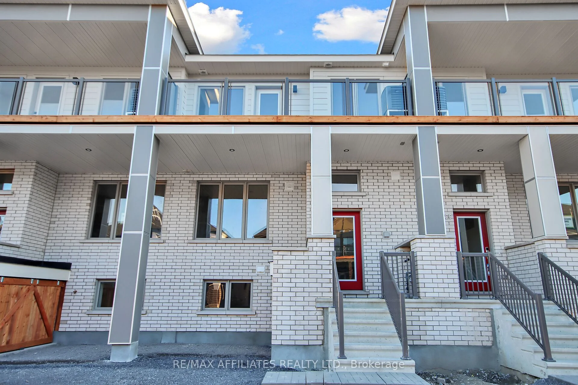 Att/Row/Townhouse in Barrhaven