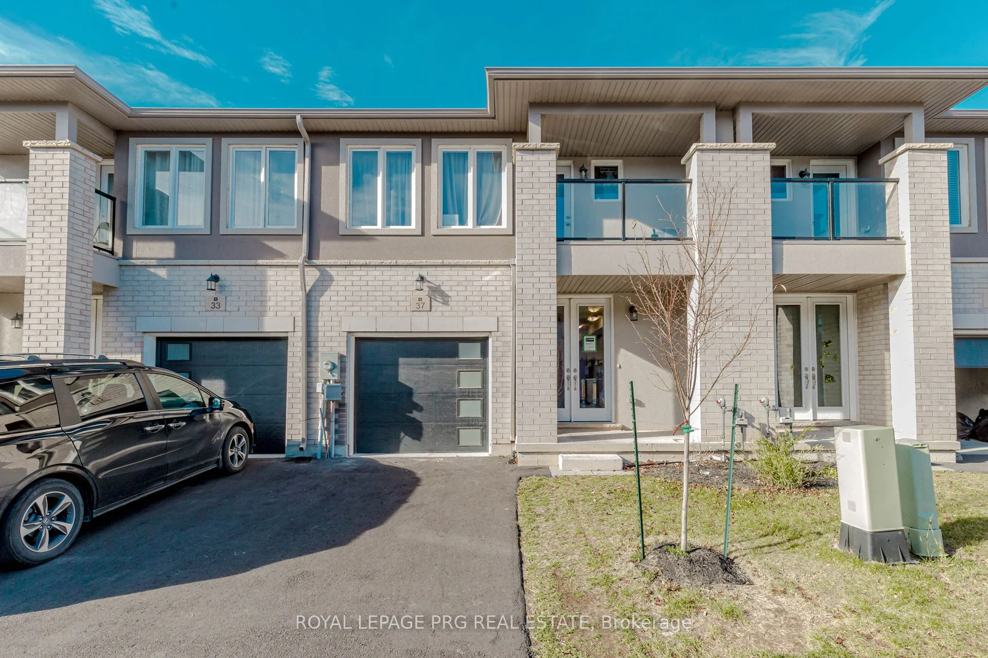 Att/Row/Townhouse in Welland