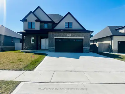 Detached in Lakeshore