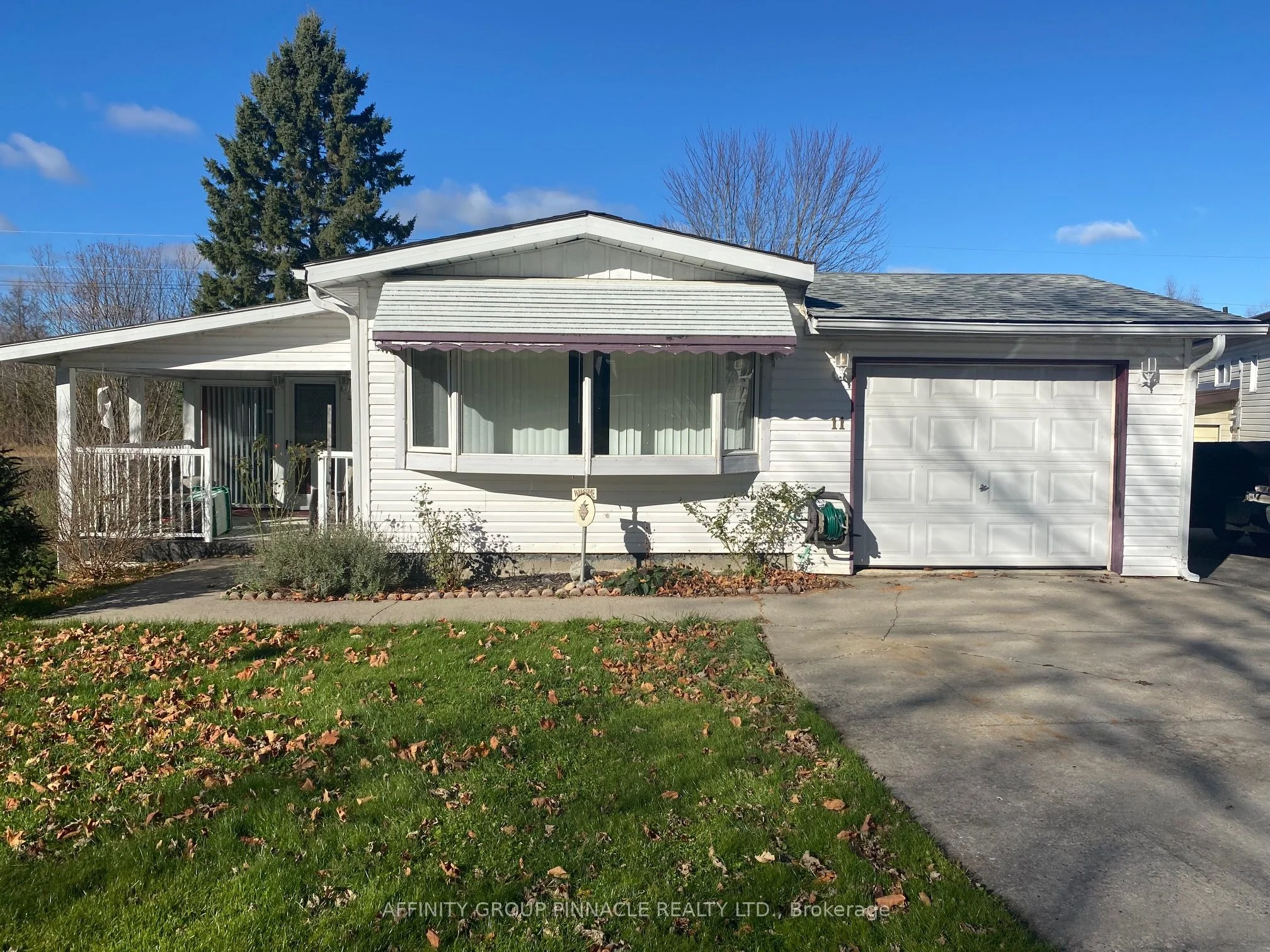 11 Fenelon Way, Kawartha Lakes, On K9v 1r4