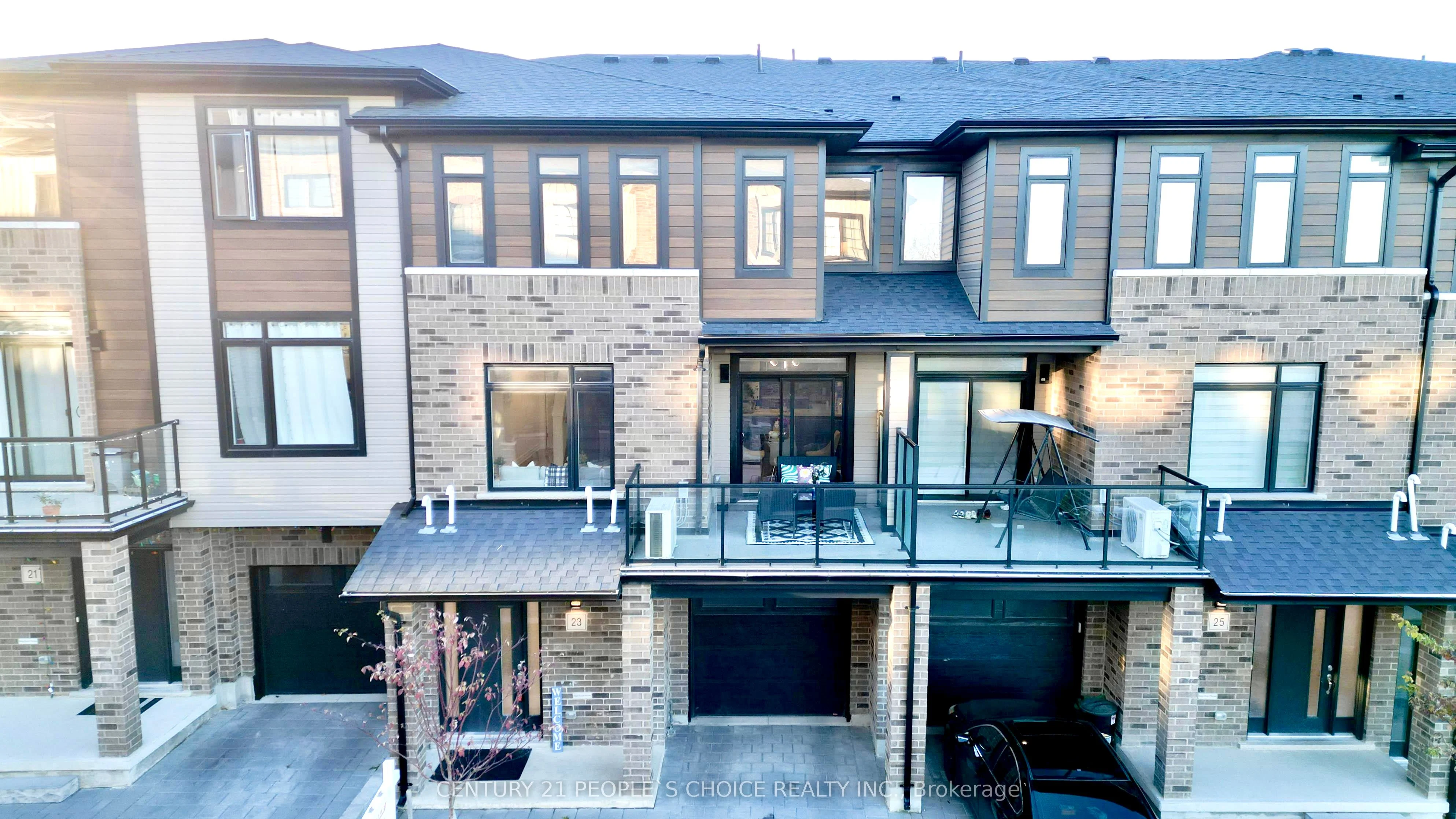 Att/Row/Townhouse in London South