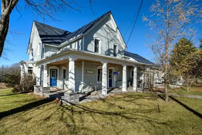 Detached in Prince Edward County