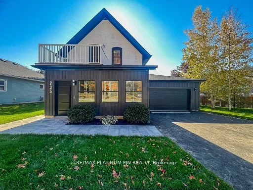Detached in Shelburne