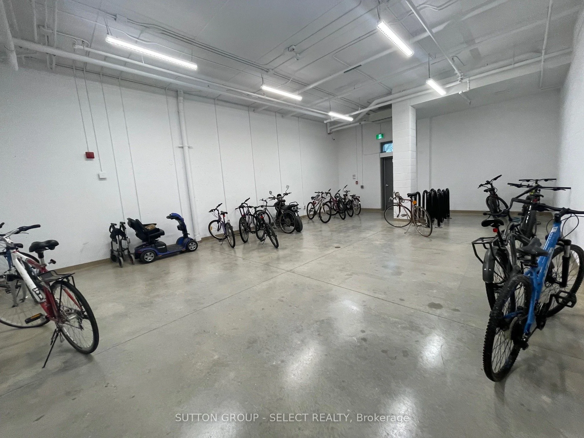 99 POND MILLS Road 1009, London South, ON N5Z 3X3