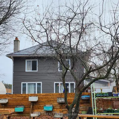 Farm in Quinte West