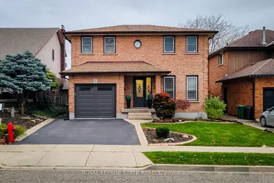 Detached in Hamilton