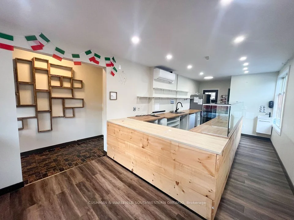 466 Ridout Street N Main, London East, ON N6A 2P7