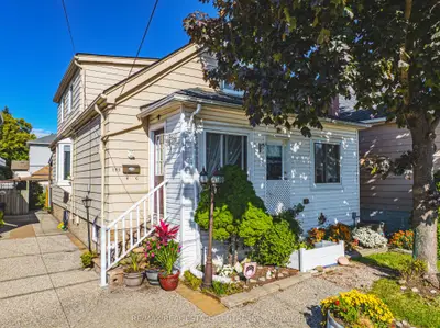 Detached in Hamilton