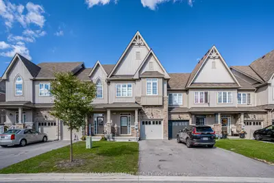 Att/Row/Townhouse in Lincoln
