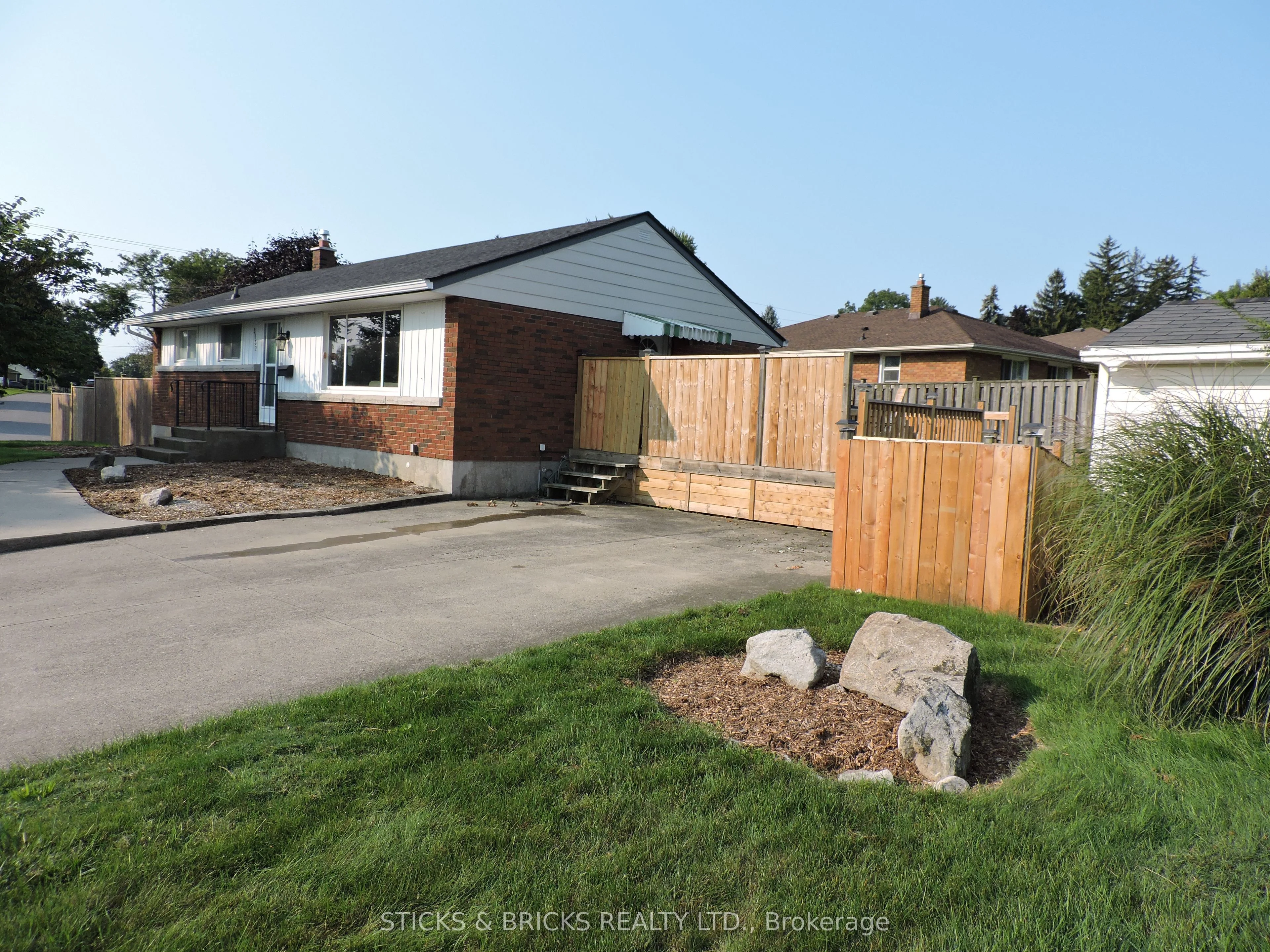 3137 Kingswood Crescent, Niagara Falls, On L2j 2h5