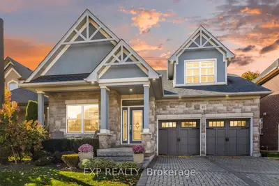 Detached Condo in Hamilton