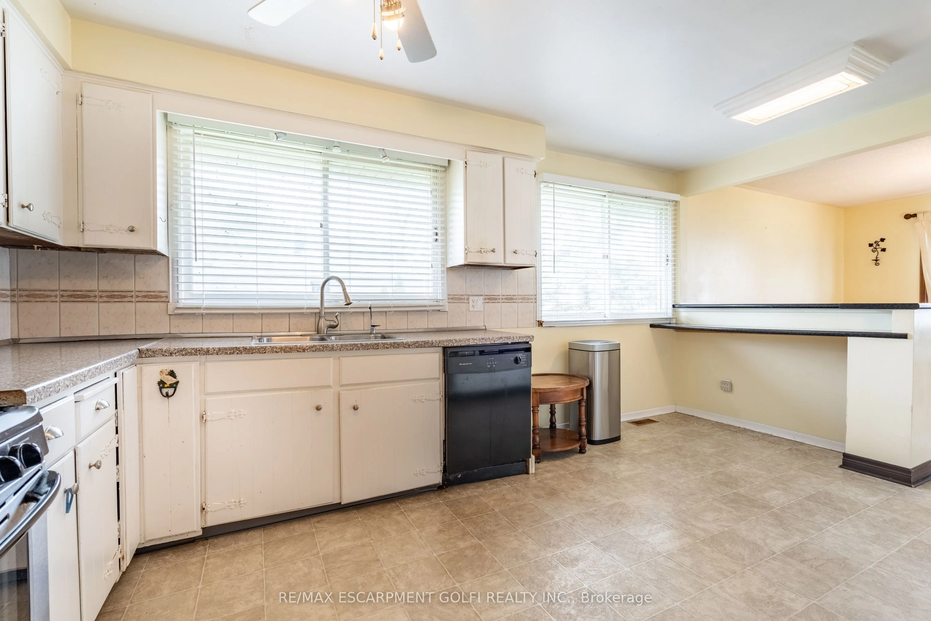 4127 NIAGARA RIVER Parkway, Fort Erie, ON L0S 1S0