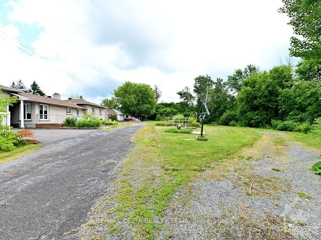 1821 BERCIER Road, Alfred and Plantagenet, ON K0B 1L0