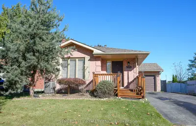 Detached in London North