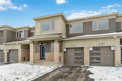 Att/Row/Townhouse in Orleans - Cumberland and Area