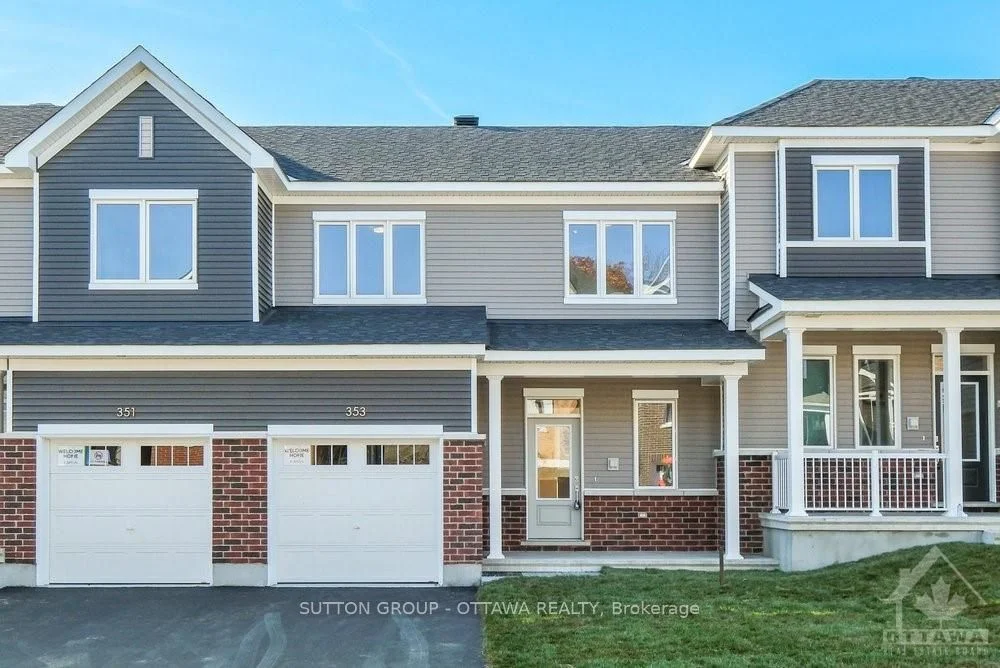 Att/Row/Townhouse in Orleans - Convent Glen and Area