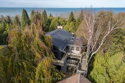 Detached in Lambton Shores