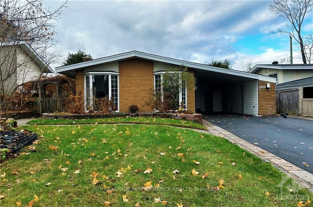 3028 LINTON Road, Billings Bridge - Riverside Park and Area, ON K1V 8H3