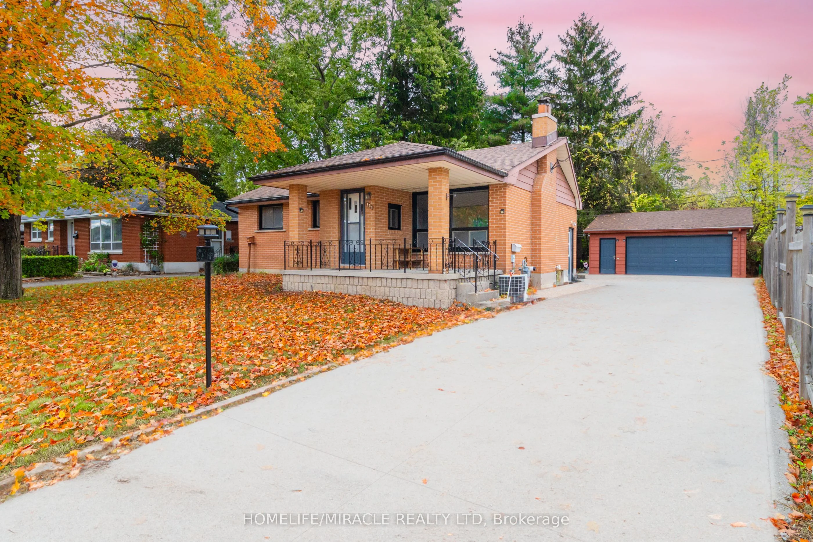 121 Laurentian Drive N, London East, On N5w 1p1