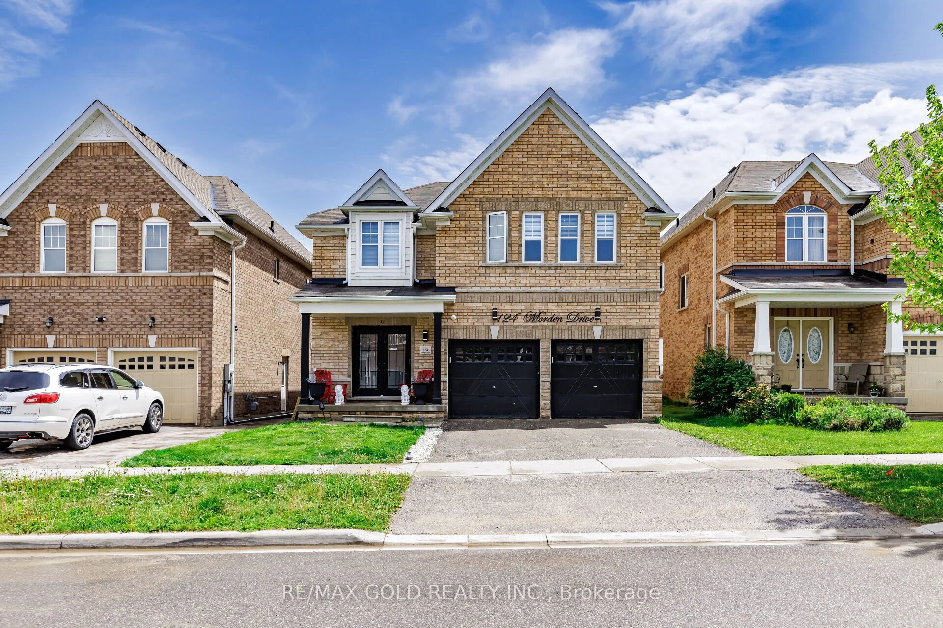 Detached in Shelburne