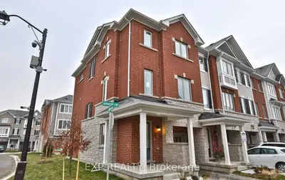 Att/Row/Townhouse in Hamilton