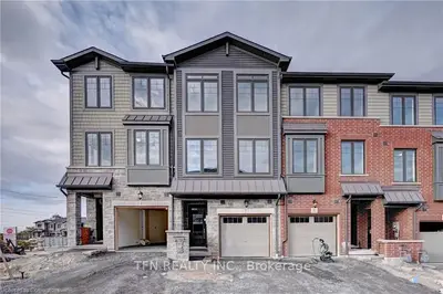 Att/Row/Townhouse in Cambridge